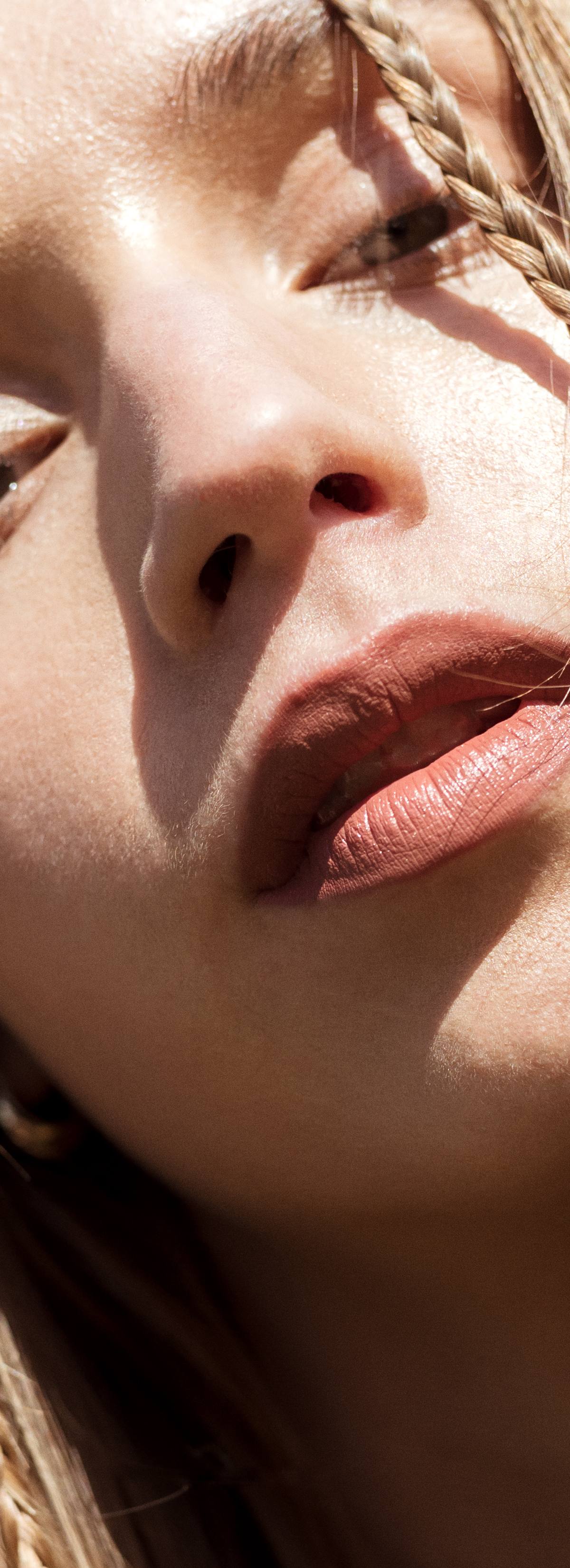 Close-up of luminous glowing makeup by Dorota Wojcik